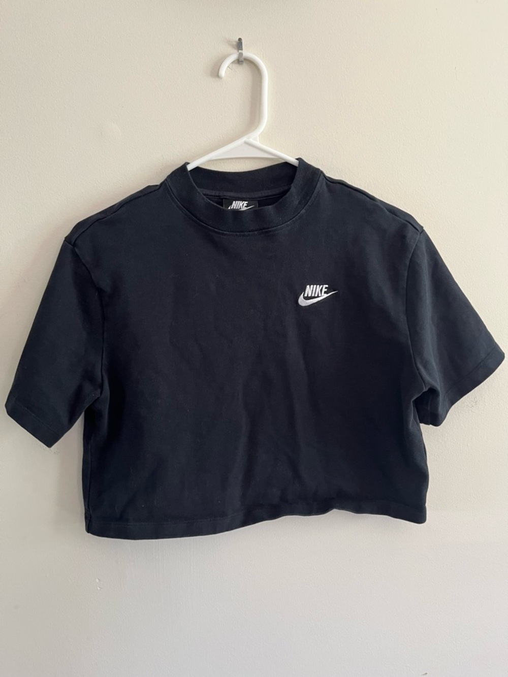 Nike Cropped T Shirt